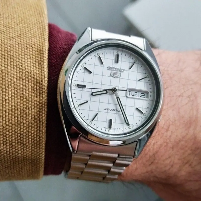 Seiko 5 Grid Dial Automatic Silver-tone Men's Watch- SNXF05k